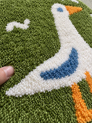 Goose Talk Green Oval Bath Mat — Surface detail