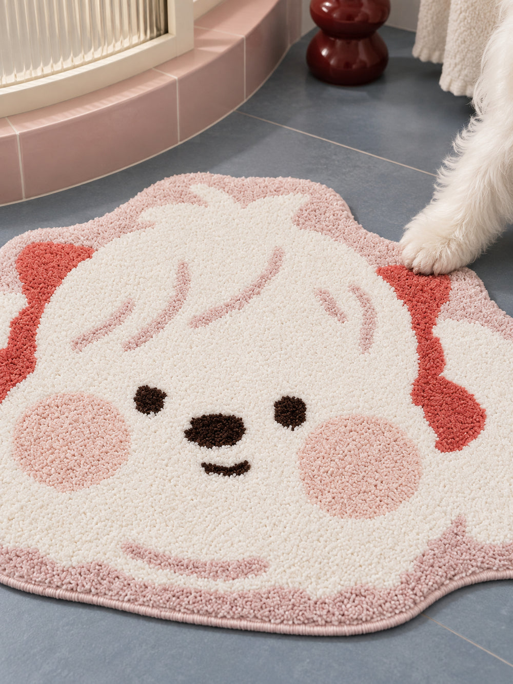 Blushing Maltese Puppy Shaped Bath Mat — surface detail
