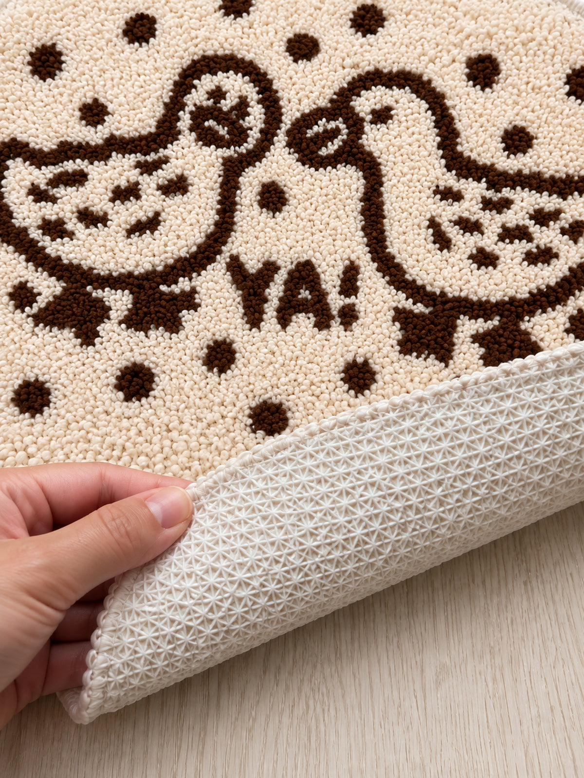 Dotted Duck Duo Oval Bath Mat — Textured backing