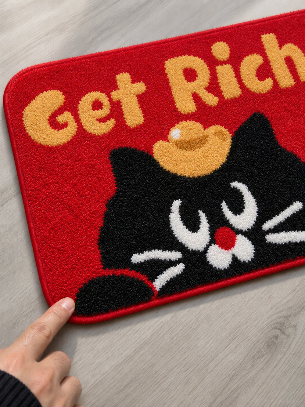 Get Rich Lucky Cat Bath Mat — surface detail