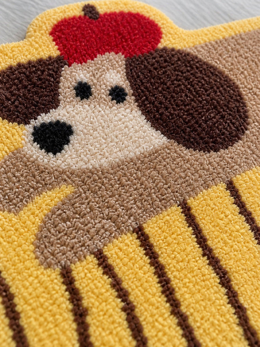 Lucky Puppy Lounger Striped Runner Rug — surface detail