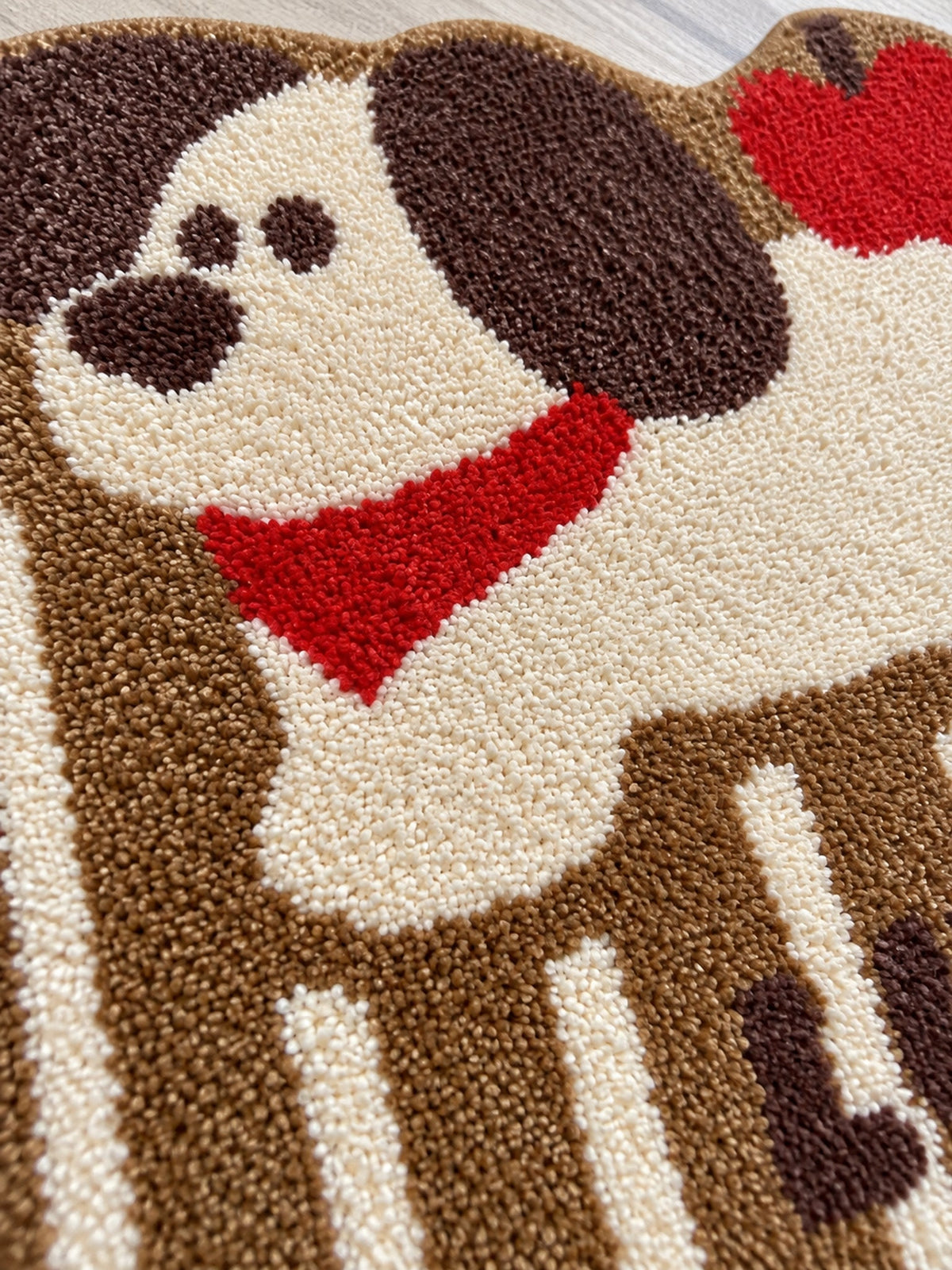 Apple Nap Puppy Striped Bath Mat — surface detail