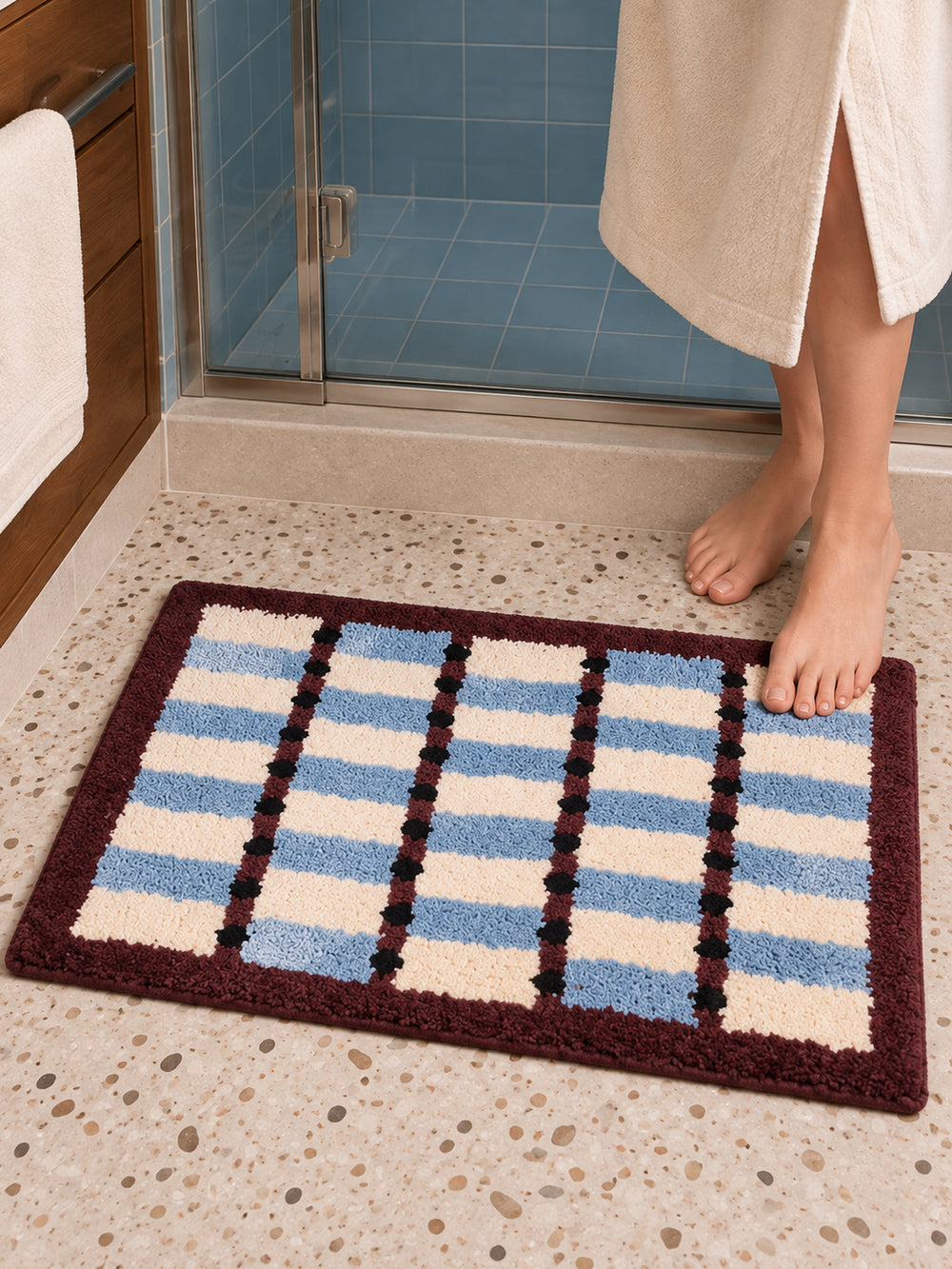 Sage Cocoa Grid Geometric Bath Mat — bathroom context detail