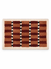 Sage Cocoa Grid Geometric Bath Mat — white main