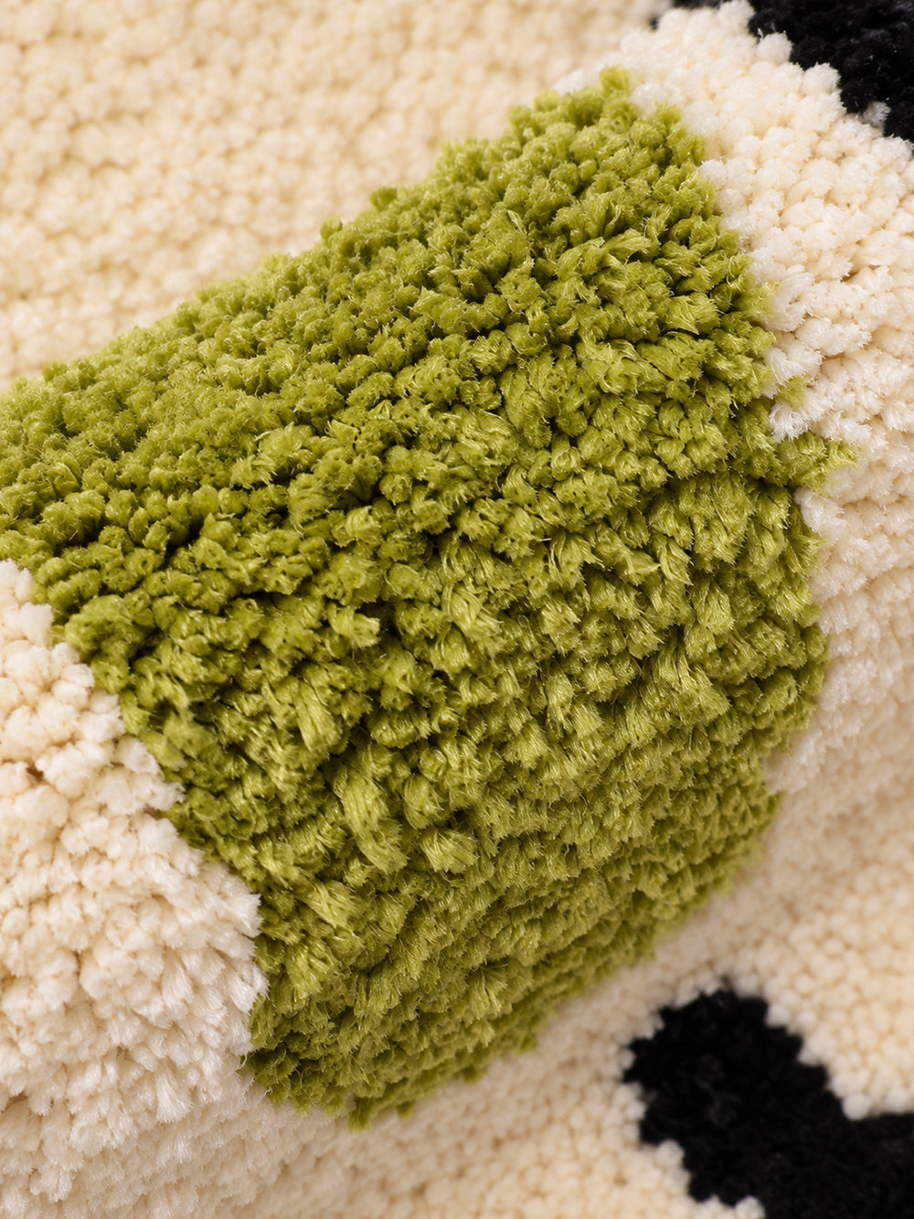 Stretching Spotted Puppy Bath Mat - Green — surface detail