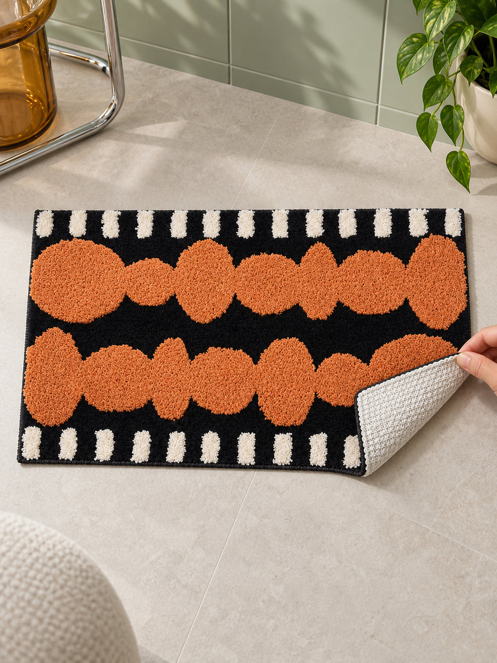 Electric Blue Pebbles Retro Bath Mat — backing detail