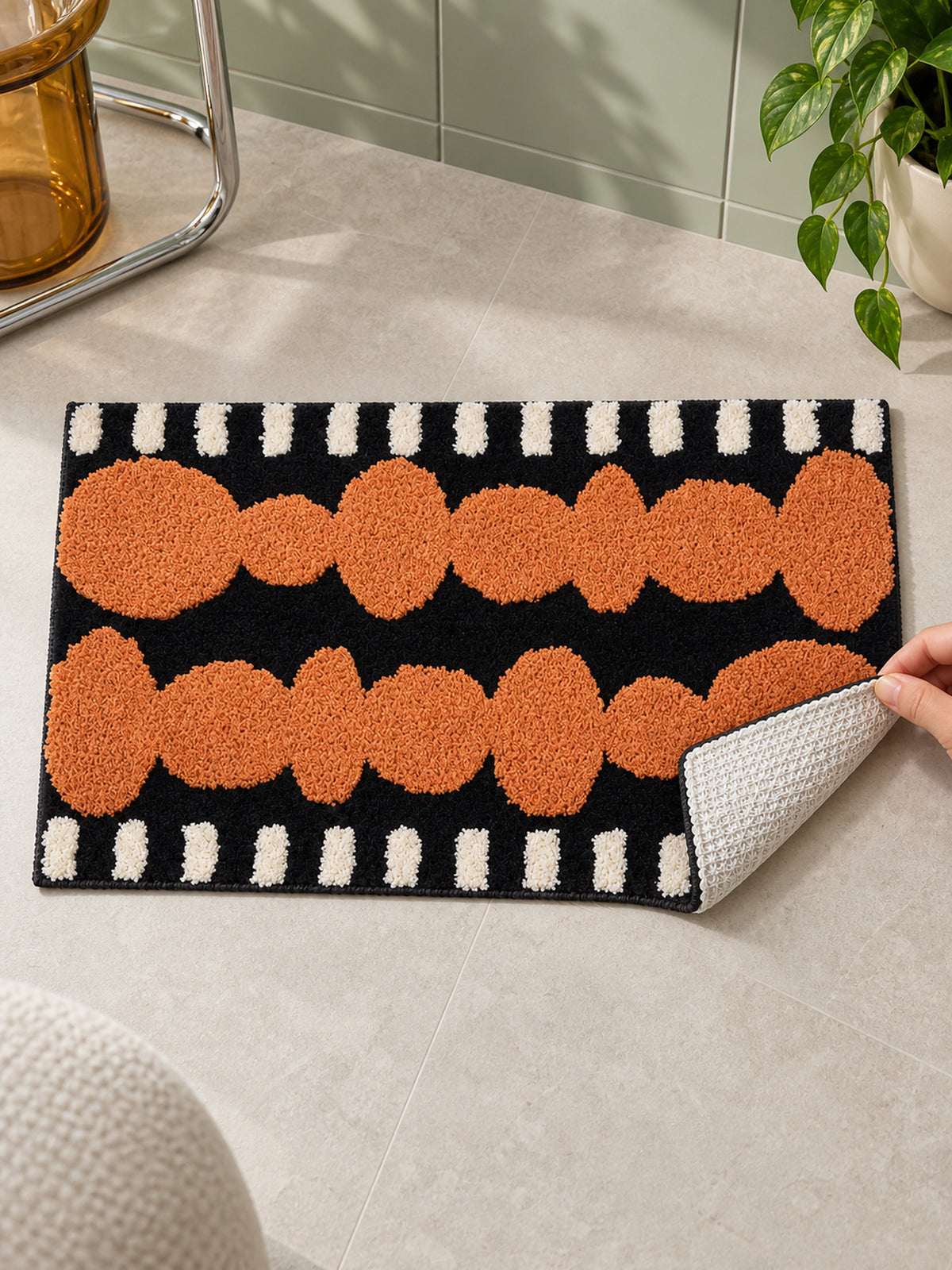 Electric Blue Pebbles Retro Bath Mat — backing detail