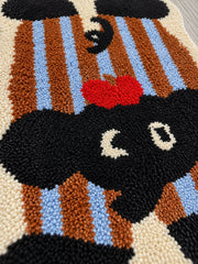 Retro Striped Elephant Shaped Bath Mat — Surface detail